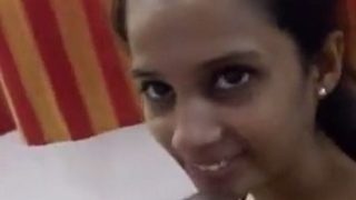 Video Panas Cowok India Ngentot Mulut Cewek Desi