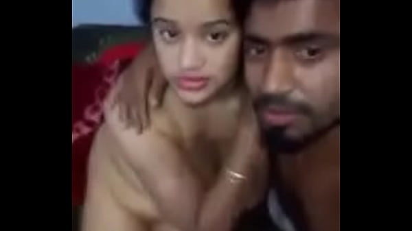 Cewek India Bikin Nafsu Naik, Siap Digoyang