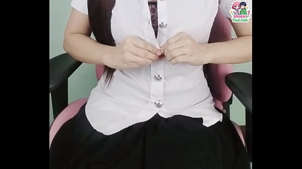 สาวนักศึกษาสวยเป๊ะปัง น้องนิวสุดฟินโชว์เสี่ยวจัดหนักบนโต๊ะคอม ใช้จู๋ปอมจับจ้องเต็มตา