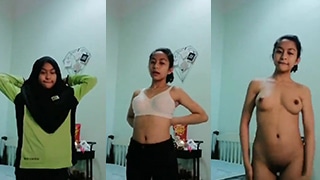 Bocil Jilbab Smp Mulus Digilir Mantan, Ngeres Banget.