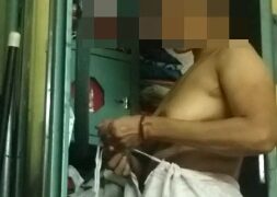 Video Bugil Total Mami Tamil, Sendirian, Gaya Buka Baju Panas.