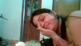 Video Mesum Ibu-ibu Bihari Nungging Di Atas Kontol Penyewa, Gerakannya Bikin Makin Panas