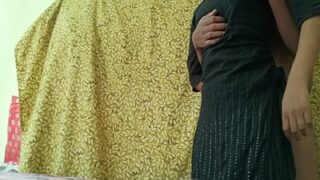 Video Mesum Pasangan Panas, Suami Ngentot Istrinya Sendiri