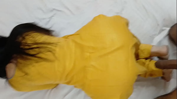 Bokep India Tante Montok Goyang Sambil Doggy Style Sange Banget