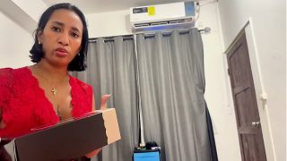 Ibu Tiri Montok Leyne Rodriguez Nyangkut, Langsung Digenjot Anak Tiri Yang Horny Berat.
