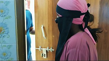 Temen Hijab Kuliah Si Step-sis, Goyangin Pantat Di Kamar Gua Sampe Muncrat.