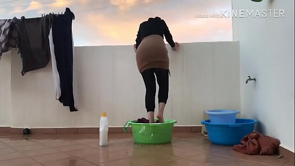 Hijab, Pantat, Kaki – Semua Bikin Pengen Jilat.