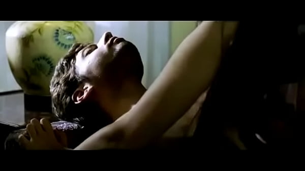 Adegan Film Hindi Yang Bikin Greget Dan Panas