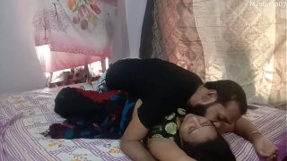 Video Bokep Kakak Adik Tiri India Paling Enak, Suara Jelas, Musik Bikin Makin Nafsu