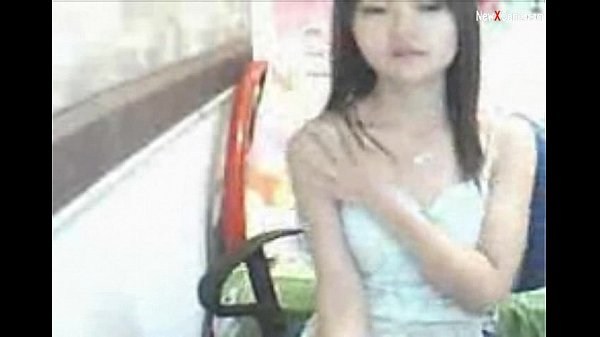 Tante Cewek Cina Goyang-goyang Di Depan Kamera, Bikin Ngiler