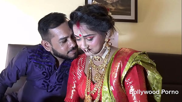 Pengantin Baru Cewek India Sudipa Malam Pertama Ngentot Keras Sampai Mani Dalem – Suara Hindi