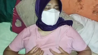 I Need Help, Please. I Masturbate Until I Squirt.