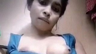 Gadis Bd Mainin Dildo Sendirian, Crotnya Muncrat Puas