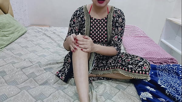 Saat Malam, Aku Masuk Ke Kamar Kakak Tiriku Yang Sendirian, Lalu Mengelus Dan Memijat Tubuhku Sampai Ke Bagian Sela-sela Pahaku.