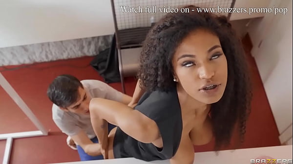 Tonton Tontonan Cabul, Kontol Ngewe Di Pantat, Dan Crot Popcorn – Tina Fire / Brazzers / Streaming Penuh Dari Www.brazzers.promo/pop