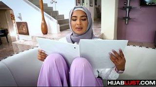 Hijab Babe Babi Belajar Nyempil Kontol Biar Makin Betah – Hijablust