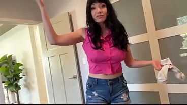 Ibu Tiri Cemburu Mainin Kamu Di Rumah, Little Puck, Mimpi Basah Keluarga Scott Stark.