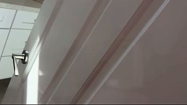 Ibu Tiri Montok Penuh Rahasia Dan Nafsu Terpendam ~ Lauren Phillips ~ Fantasi Rumah Tangga Liar Bersama Scott Stark.