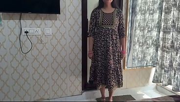 Desi Bhabhi Ko Randi Jaisa Chod Diya, Zor Se Mari Cheekhein.