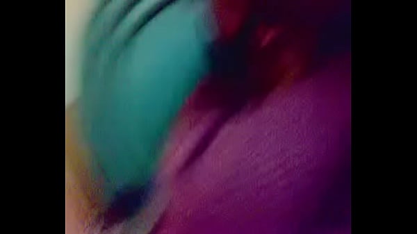 Goyangin Pantat Sambil Ngintipin, Bikin Ngilu Di Dalem.