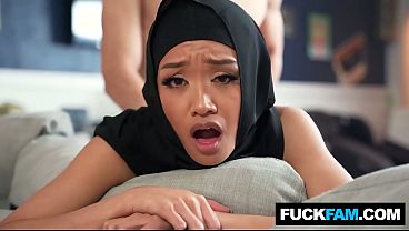 Jade Kimiko Dan Parker Ambrose Bikin Hijabi Kena Budaya Amerika, Makin Panas Bikin Ngilu