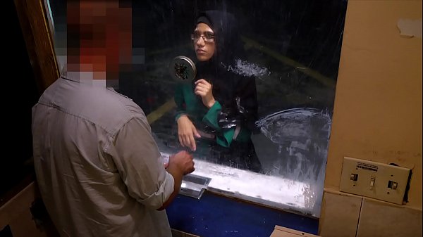 Arab Telanjang – Ngentot Cewek Arab Nekat Demi Duit Di Motel Kumuh