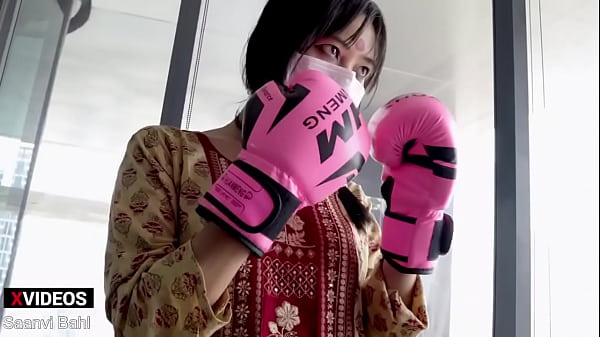 Gadis Petarung Ufc Desi Pukul Kayak Pro, Bikin Mampus!