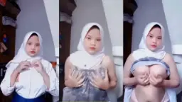 Isma Tobrut 6, Goyangannya Bikin Makin Tegang, Bibir Merekah Siap Digigit.
