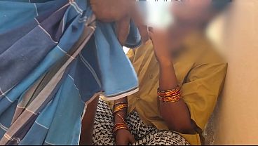 Desi Tukang Batu Lagi Ngewe Nafsu Sama Anak Buahnya