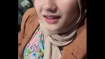 Cewek Live Abg Indonesia, Goyangin Toket Sambil Nungguin Loe Pada Login.