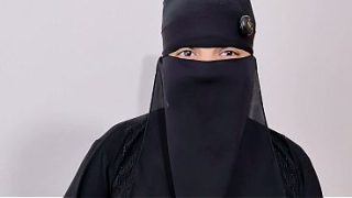 বড় পাছা ওয়ালী হিজাবী মালকে ভাড়া করে, যা ইচ্ছা তাই করলাম, আর তার বাংলা ভাষায় চুদার গল্প বললাম