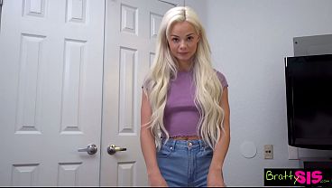 Si Blonde Nakal Elsa Jean: “serahin Duit Lu, Biar Gue Hisap Kontol Lu Sampe Kering”